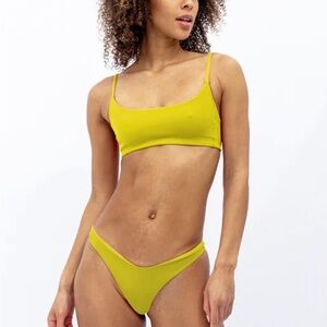 Left On Friday Chartreuse Pool Days Top sz M